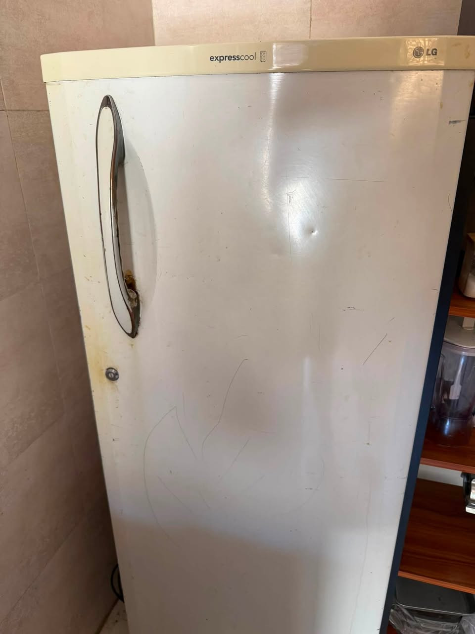 ثلاجة نوع LG الاصلية تبريد وتجميد الله شاهد
225 الف
بغداد الدورة


**إذا كنت صاحب هذا الإعلان وتريد حذفه لأي سبب، رجاءا أرسل رسالة إلى الدعم الفني**
