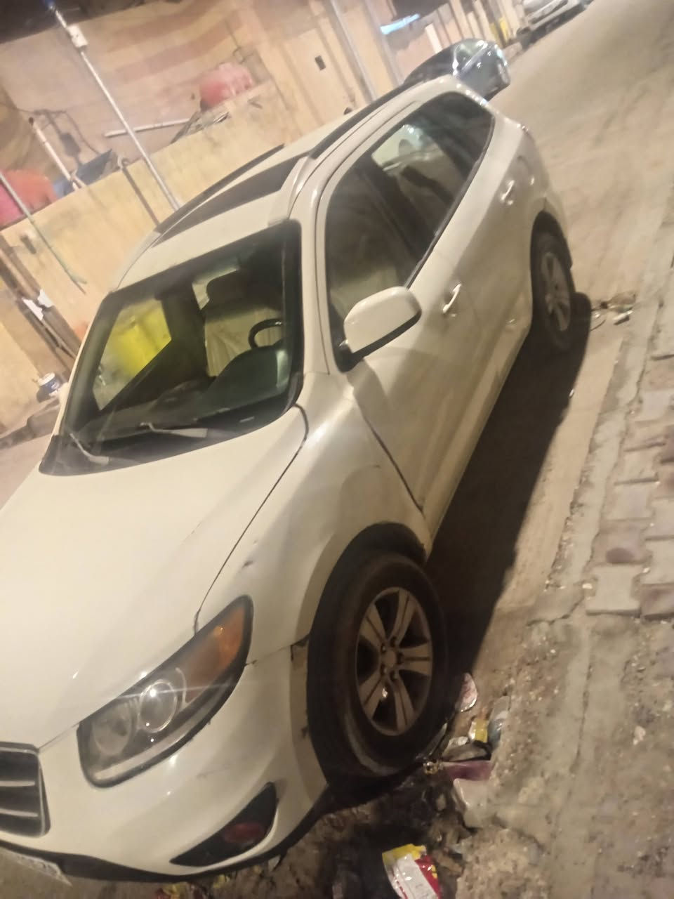 سلام عليكم سنتافيا ٢٠١٢اداوت سير مكينة حدادة تايرات خير من الله السيارة متومة طبق لاصل علما ان مكينة السيارة بانزين سعر ٤٢وبيهة مجال لاستفار لاتصال ع الرقم ***********
