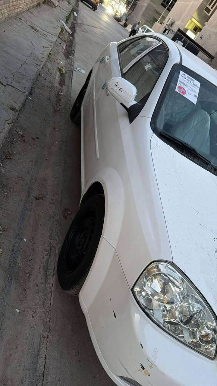 سلام عليكم ابتره موديل 12 بيه قطعه وحده بس الباب الخلفي عكس السايق رقم ديالى وبسمي هزه جديد  سياره جاهزه 87 وبيه مجال مكان ديالى بعقوبة المركز وهاذ رقمي ***********
