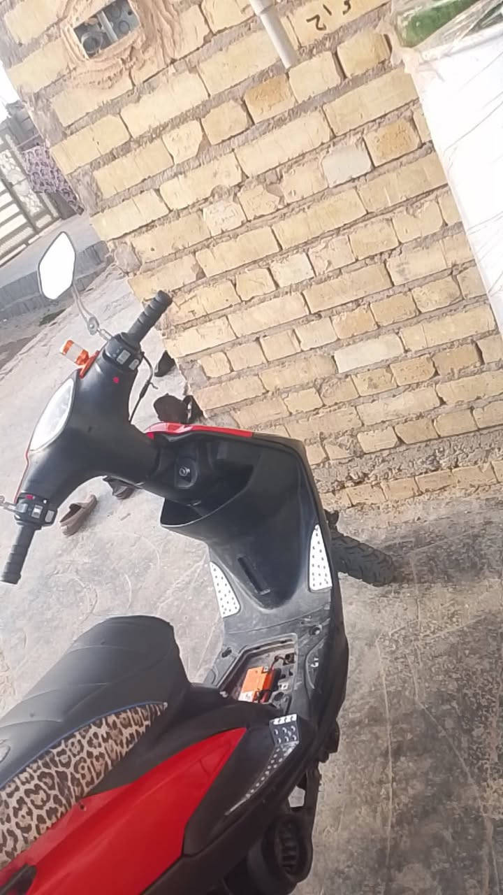 يا الله ❤️ سلام عليكم دراجه ماكس عدله 120 دراجه محرك مفتوح مبدل ولفات باقي تفاصيل خاص ***********
