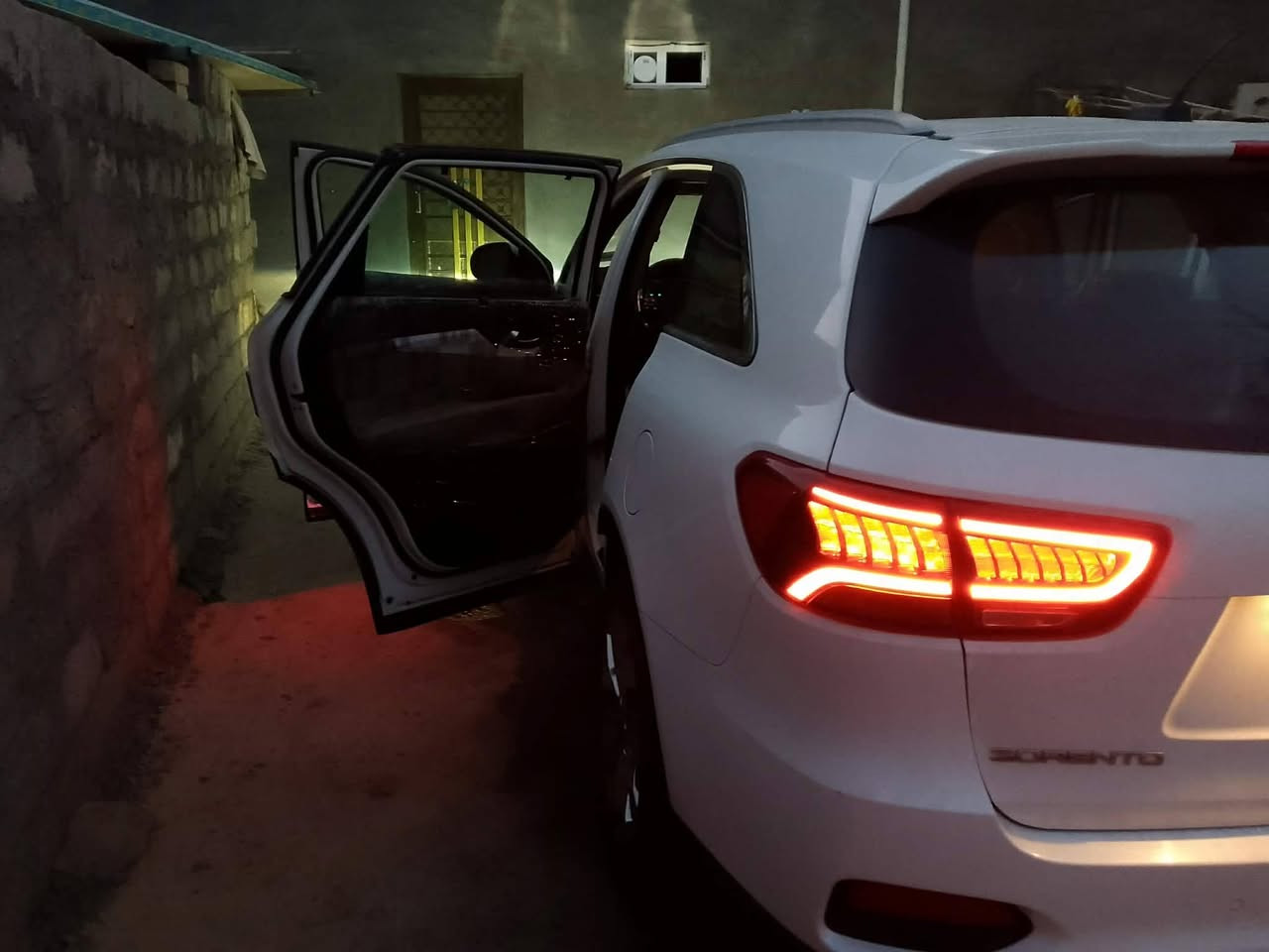 السلام عليكم اخوان
سورنتو موديل ١٨ خليجيه ٦سلندر فول عده البصمه بيها بلبنيد شويه الصوره مال البنيد داخل المنشور والباقي مكفوله رقم بغداد بسم عمي
مكان السياره صويره السعر ٢٤٣ وبيه مجال ***********
