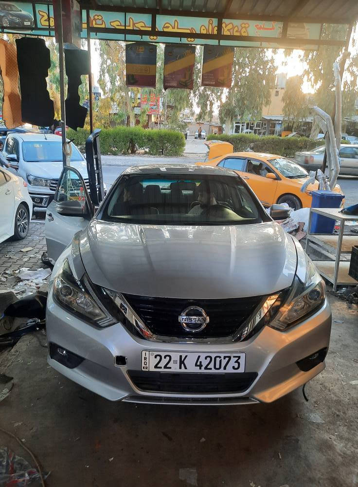 نیسان ئاڵتیما 2017 SL
5 پارچەی سبوغە سەیارەیەکی جوان و ڕێکوپێکە سەنەوی بەسەرنەچووە گێڕ و مەکینەی عەیبە و نەکراوەتەوە نرخی 112 وەرەقە و مەجالێکی کەم ئەگەر موشتەریت بۆ زانیاری زیاتر پەیوەندی بکە بەو ژمارانەوە ئەگەر موشتەری نیت سەرم مەیەشێنە 
***********
*********** كركوك, العراق
