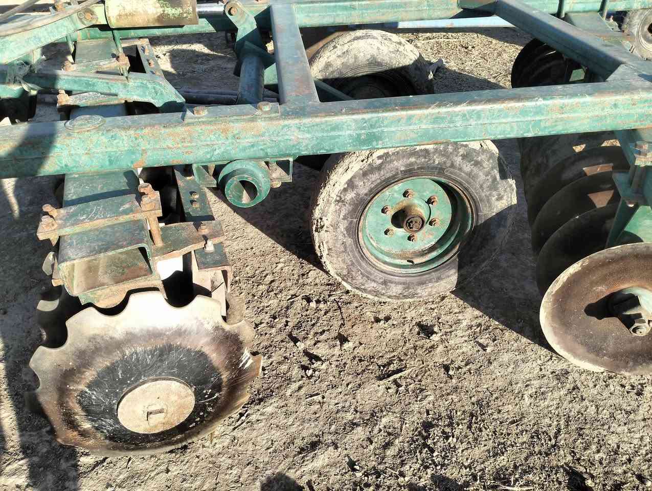 السلام عليكم للبيع دسك 24 حدادي شغل عباس مظهر نضيف كلش لا فطر ولا لحيم 
واسط قضاء الصويرة ***********
