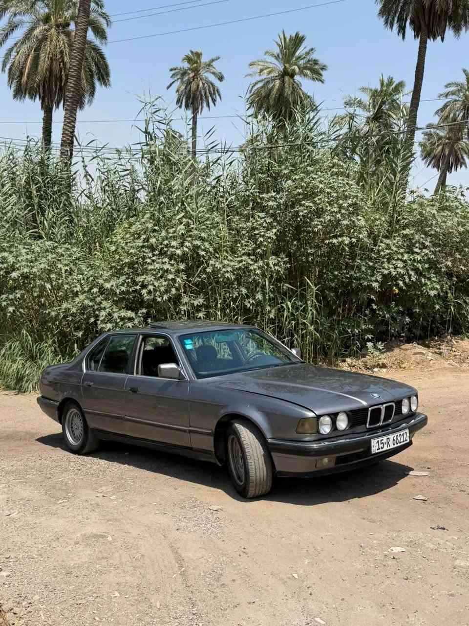 السلام عليكم
بي ام BMW 735i موديل 1991 اصل فتحة سقف طگتين شغاله 
مصبوغه عام جماليه بدون حادث
كير محرك بشرط 
كهربائيات شغاله 
گيجات كلها شغاله بلاديه
رقم دولي شرط التحويل سنوية 28
❗️نقصها تبريد ما يشتغل  ❌

السياره نصبتها حيل حلوه ما شاء الله 
❗️بيع او مراوس حسب القناعه❗️
السعر 50 ورقه وبيها مجال
مكان السياره تكريت 

للاستفسار *********** او عالخاص

