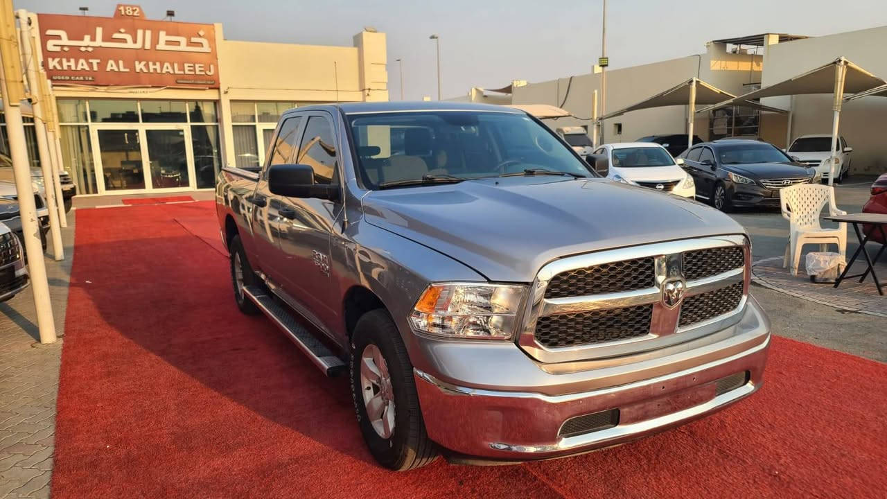 دودج رام 
موديل 2020
وارد أمريكا 
أوراق جمارك 
بدون حوادث 
V6
باب ونصف 
تحكم استيرنج 
شاشه أندرويد 
كاميرا خلفيه 
زجاج كهربائي 
تكييف أمامي 
تكييف خلفي 
مرايات تعتيم 
مرايات قابله لطي 
مقاعد كهربائية 
فرامل ABS 
جنوط سبور 
دواسات جانبيه 
والخ من الكماليات 
الممشي 74000 ألف ميل 
السعر 46500 ألف درهم 
قابل للتفاوض


**إذا كنت صاحب هذا الإعلان وتريد حذفه لأي سبب، رجاءا أرسل رسالة إلى الدعم الفني**