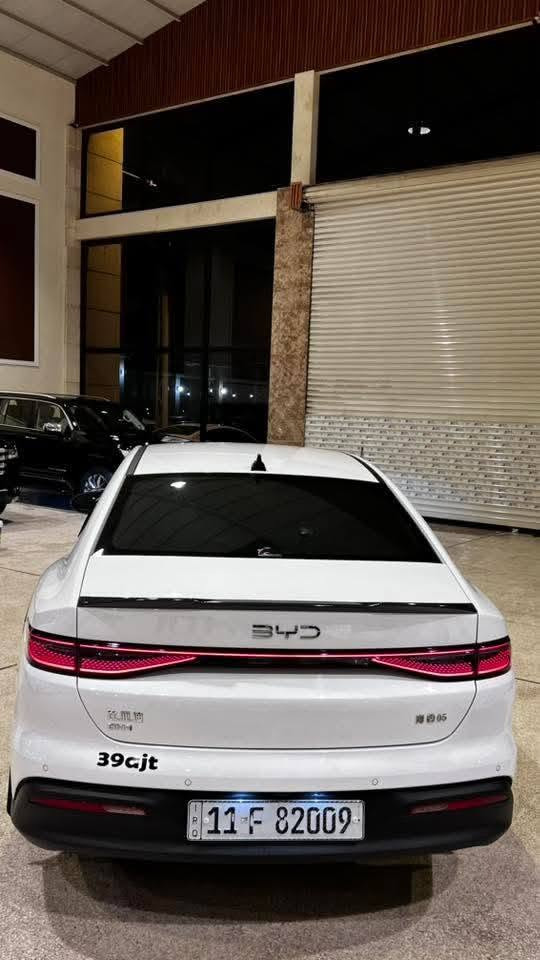 سلام عليكم اخوان  سيل فايف
مشي كلي ٨٠٠٠  باسمي رقمه كلش حلو ✅️
مواصفات معروفه سياره صارف عليه كلشي مبدل اله حته كامره شادله أمامي خلفي دوشمه  
لدات
سماعات مبدله 
ارضيات حوضيه كلشي بالك حاطه وسبايدر وهاي الامور كله 
مكاني بغداد صليخ 
سعر 19850000عراقي 
يعني ١٩ مليون و٨٥٠ الف 
بيه رصعه صغيره بلجاملغ الأمامي يمين مسحوب بي دي ار ابد ممبين 

للاستفسار ***********
