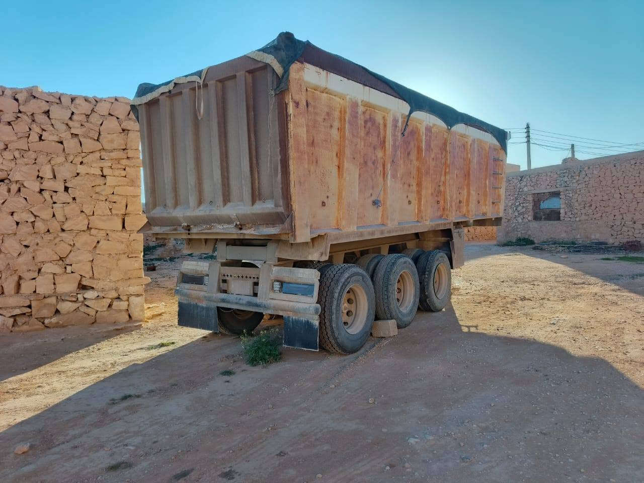 سلام عليكم عربانه المانيه البيع ذرعه 31دناكير 14 صيني ***********
