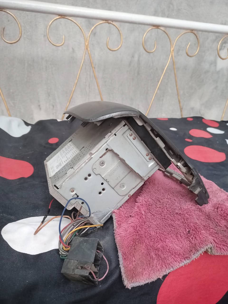 السلام عليكم من رخيصة الادمن المحترم.شاشة بلادية سورنتو 2009نظيفةشغالة.بسعر مناسب الاتصال ***********واتساب.بغداد.الحرية
