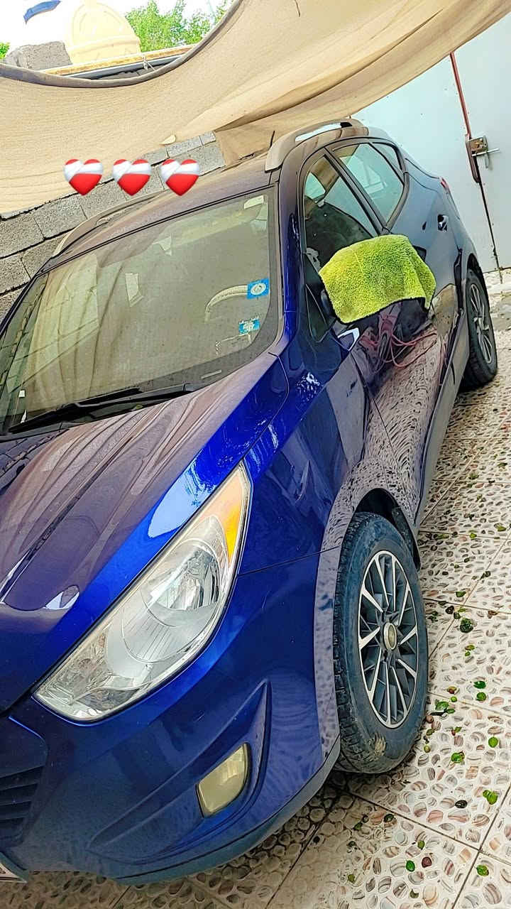 السلام عليكم توسان ٢٠١١ مكفوله مكينه ٢٤٠٠ دووش للبيع او مراوس ب حديث ***********
