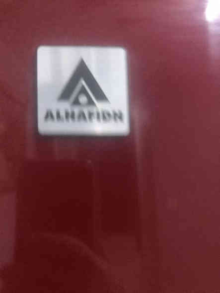 ثلاجة الحافظ  ٢٨ قدم
جدا نظيفه سعرها ٤٥٠ بسماية
*********** واتساب
