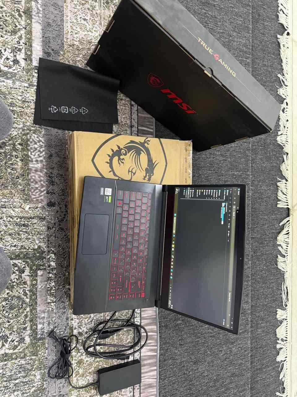 Color: Black-Black-Black-Black

Led Panel: 15.6" FHD anti-glare IPS-level

CPU :Intel Core i5-10500H Processor

VGA  :GeForce GTX1650/4GB GDDR

HDD :256GB SSD

RAM: DDR4 8GB

ODD : None

RF : WLAN+BT combo module

OS : Windows 11 64bit

Keyboard: US-International

Battery : 11.4V 52.4Wh 52.4Wh3 cells

 بۆ زانیاری زیاتر  *********** أربيل, العراق
