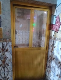 عيوني باب المنيوم جديد وقطعة  كاونتر التعليك اثنينهن 150  07705255940