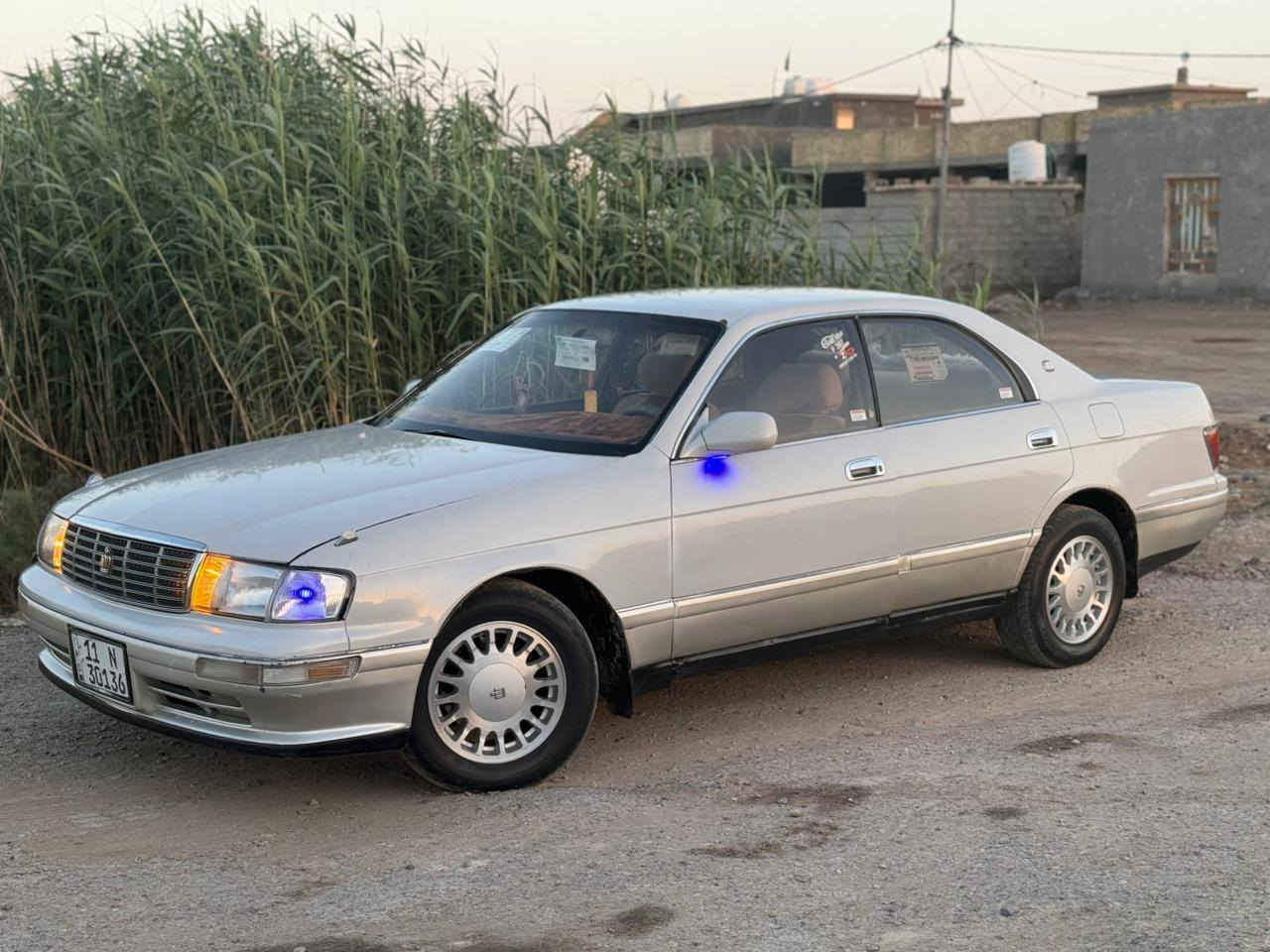السلام عليكم بطه منفصل لبيع رقم بغداد دولي موديل ٩٤ سنويه جديده فنر ابلاد مكفوله من العيب الشرعي تخم تاير حدايه جديده كير ومحرك جدد مكان السياره واسط الدبوني السعر ٥٣ الشراي يتصل ويدلل ***********
