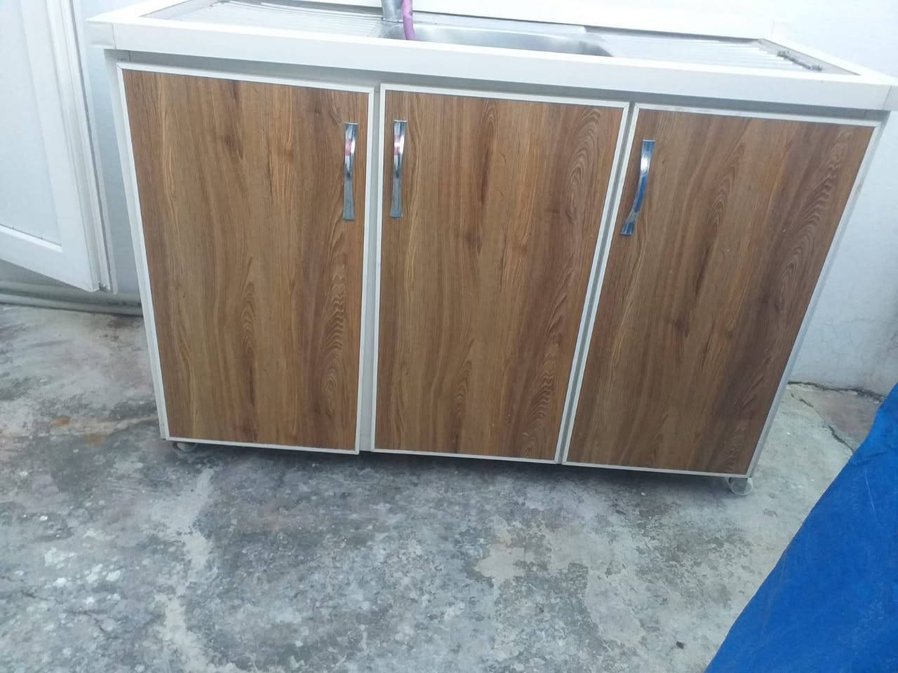 اخوان ماتكدر تشتري مو شراي ماعندك كلام لاتحجز خاطر الله كلامي للبعض
السعر 230 بيها مجال 
مكاني كركوك حي بدر 
***********
