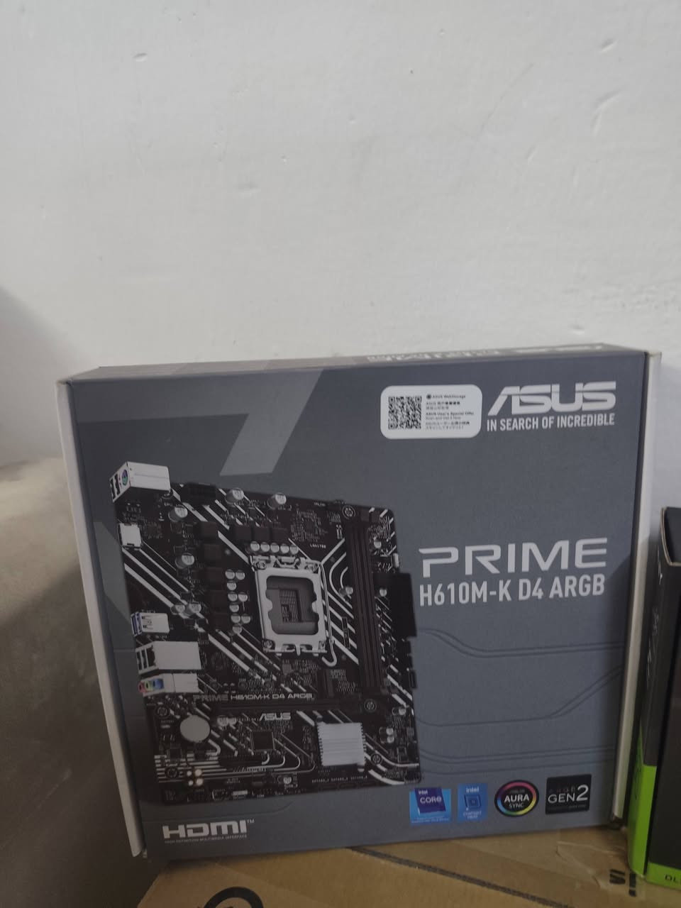 PC للبيع التفاصيل كاملة موجودة بالصور موجودة 
الكيبورد 125 الف 
الماوس 50 الف 
الشاشة 350 الف 
الكيس 1.300 الف
اليوبي اس 100 الف
الميز 50 الف
المبلغ الكامل 1.975.000 
المبلغ المطلوب بعد التخفيض 1.775.000
للعلم ddr 4 . 32 كيكا يعني تحياتي اخوان pc متعوب عليها أمانة الله من مواصفات وقطع كلهن ماخذهن غاليات وكاسر بسعرهن هواية تكدر تتأكد من سعرهن واني خادم 
المكان بغداد الزعفرانية
رقم الهاتف ***********
