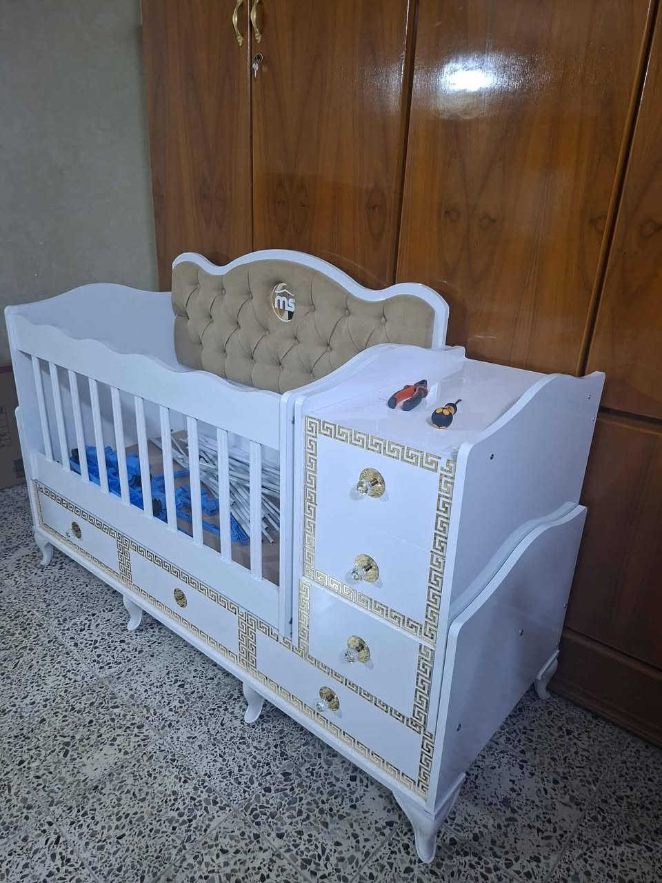 مكتبه ب50سرير جديد مامستخدم لي بي جرارات ب100مشتري 250/سريرالمستخدم40


**إذا كنت صاحب هذا الإعلان وتريد حذفه لأي سبب، رجاءا أرسل رسالة إلى الدعم الفني**