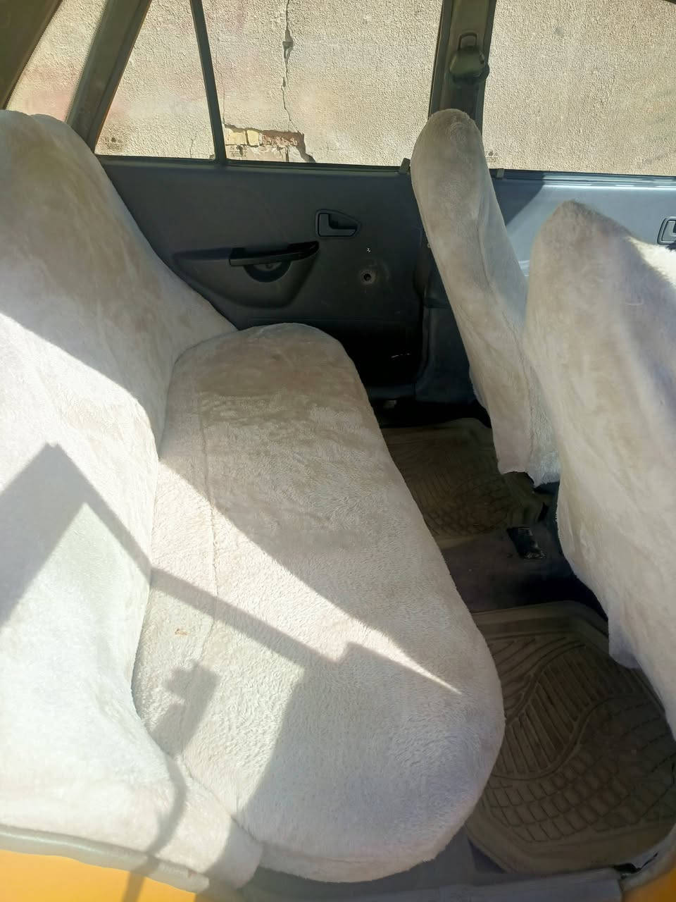 سلام عليكم سايبه موديل ٢٠١٠ كير مكينه حداديه مكفولات مصفر هيه وغرامات سنويه ٢٠٢٨ سعر 23 قفل مكاني بغداد البياع ***********
