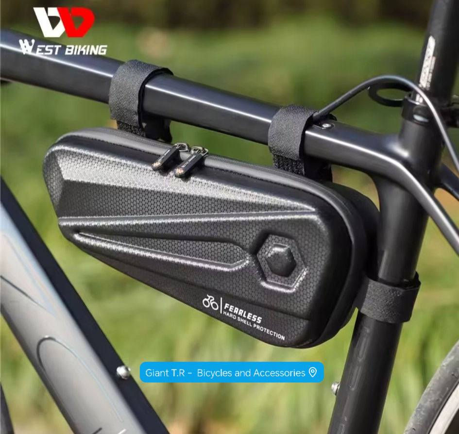 🌊 ما شاء الله لاقوة الا بالله العلي العظيم 🌊

📬 تم بعون الله وفضله وصول وجبة جديده من 👇👇

الوجبه الجديده 2026 : منتج رقم 9 

​🚴‍♂️ خذ أغراضك معك في كل مشوار.. بأمان وأناقة! 🚴‍♀️
​هل تبحث عن الحقيبة المثالية لدراجتك؟ نقدم لك حقيبة West Biking الصلبة (Hard Shell) المصممة لتتحمل أصعب الظروف وتوفر لك أقصى درجات الحماية.

​لماذا هذه الحقيبة هي خيارك الأفضل؟ 👇

​✅ حماية فائقة (Hard Shell): مصنوعة من مادة EVA المتينة التي لا تتشوه بسهولة وتحمي محتوياتها من الصدمات والضغط.

✅ مقاومة كاملة للماء: لا تقلق من المطر! الحقيبة مزودة بسحاب مطاطي معزول وقماش PU مقاوم للماء للحفاظ على أجهزتك جافة 100%.

✅ سعة تخزين ذكية (1.5 لتر): حجم مثالي يتسع لهاتفك، مفاتيحك، أدوات الصيانة، والنظارات الشمسية.
✅ تنظيم داخلي احترافي: تحتوي على جيوب شبكية (Mesh Compartments) تمنع أغراضك من التحرك أو الخدش أثناء القيادة.

✅ تصميم انسيابي وعصري: شكل رياضي أنيق يقلل من مقاومة الهواء ويناسب جميع أنواع الدراجات.

​🛠 المواصفات الفنية:
​الأبعاد: الطول العلوي 26.5 سم | الارتفاع 9.3 سم | العرض 6.0 سم.
​الوزن: خفيفة الوزن جداً لا تشكل عبئاً على الدراجة.
​التثبيت: نظام أحزمة "فيلكرو" قوي وسهل التركيب والفك في ثوانٍ.
​المتانة: تقنية "Compression Damping" لامتصاص الاهتزازات.

#جاينت_تي_أر_لاتحتار #متجر_معتمد_منذ_2018
#نختصر_عليك_هم_التجربة_ونعطيك_قمة_الرفاهية
#خبرة_في_المجال_أكثر_من_10_سنوات
#غايتنا_خدمتكم_لأقصى_الحدود
#كل_ما_يحتاجة_الدراج_الهوائي_في_مكان_واحد
#اصنع_قصتك_مع_جاينت_تي_أر
#صيانه_احترافيه #اكسسوارات #ادوات_احتياطية #طلب_مسبق_خاص #فرق_دراجات #SHIMANO #WEST_biking #MAXXIS #GIANT #SCOTT #TREK #MSC #FORMAT #CANNONDALE 

®️ Giant T.R -  Bicycles and Accessories  . 🚴‍♂️

🔴العنوان : بغداد / نفق الشرطه / مقابل المشاتل / مجمع الدراجات الهوائيه  . 

🔴للأتصال و الاستفسار :  
*********** 📲
*********** 📲

🔴 توصيل : بغداد + المحافظات ( مركز + اطراف ) . 

لسنا الوحيدون ... لكننا بكم الأفضل ان شاء الله ♥️

🥇🥇🥇🥇🥇🥇🥇🥇🥇🥇🥇🥇🥇🥇🥇🥇
