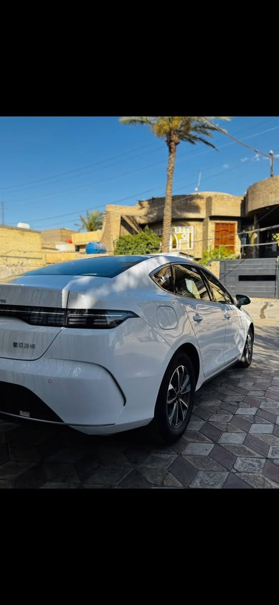 للبيع BYD دستروير 2025 السياره على ايدي وحده من الشركه مكفوله من الصبغ والتبديل  بيهه طخات بسيطه ومامصلحهن ناسيه 45 ألف الكلي باسمي السياره معروضة ب17. و900 وبيهه مجال للشراي  ***********
***********
