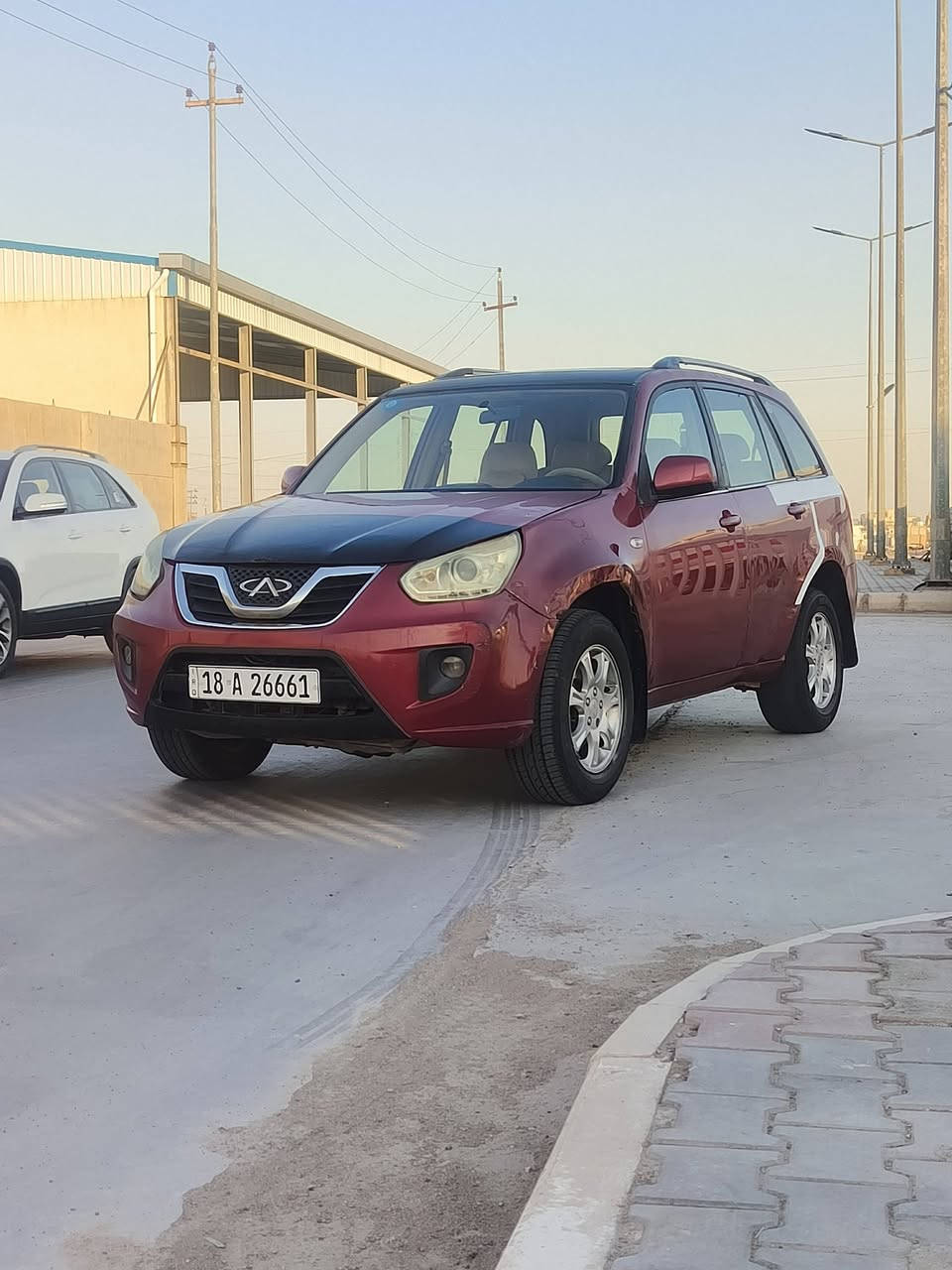 شيري تيكو 2013 الرقم بابل الدولي بسمي سنويه ل٣٠ هزة جديده جاهزه من كلشي مكفوله من ضربه تبديل. السعر 50وبيها مجال 
فقط تصليح خياس .كير محرك تبريد حداديه مكفول.غرفه جديده دوشمه جديده
  *********** مكاني كوت مركز المدينه
