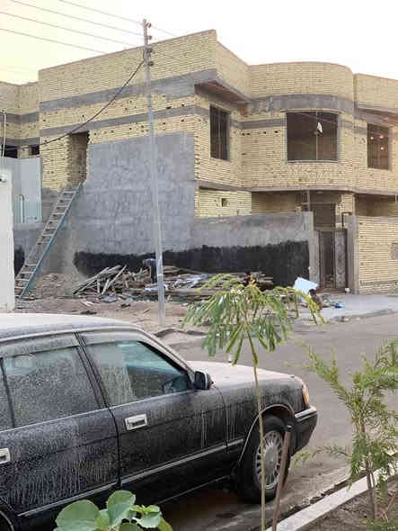 سلام عليكم 
ارنب يسرا بلاد 
مديل 1993
محرك وكير كفاله 
تبريد ثلج 
رقم بغداد نكليزي مميز 6070 A
السعر 90 وبي مجال قليل
***********
***********
