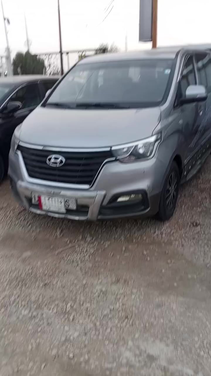 السلام عليك  لدينا سيارات من21 الى9  ***********
