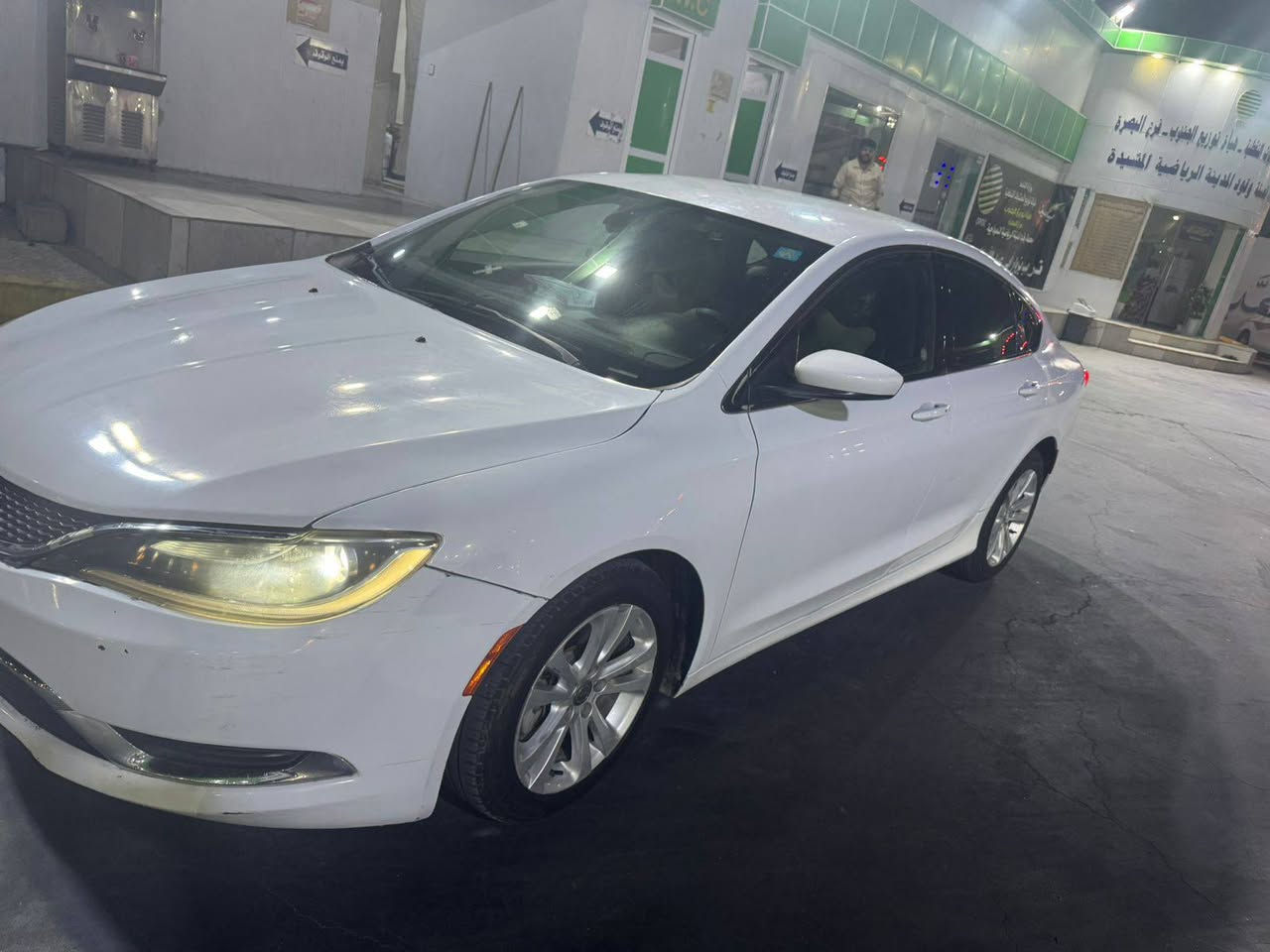 السلام عليكم
كرايسلر سي 200 للبيع موديل 2016 رقمها قادسيه الدولي 
مكينه 2400 كير شرط الفحص موصفات عاديه السياره صوره حادثهاا ب المنشور وبيهاا هناا الجاملغ الوره صفحة السايق مصلح
سعرهاا 100 وبيها مجال مكانها البصره الزبير ***********
