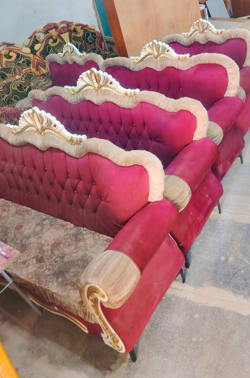 تخم 5قطع 10 مقاعد السعر 170 الف العنوان البدير
***********
***********
