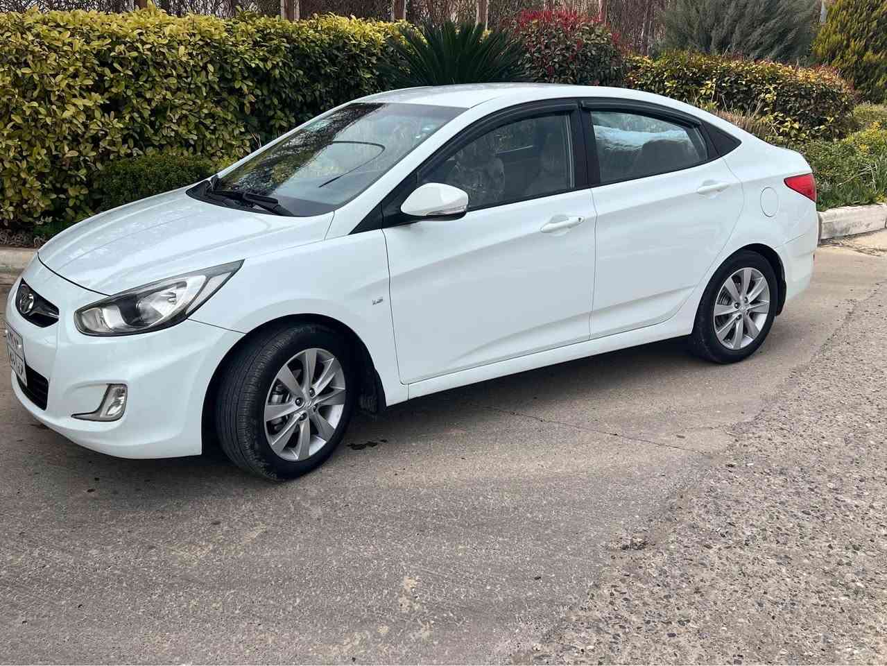 اكسنت 2012
اكلين شركه خليجي بلا دعم بلا صبغ 
محرك مامفتوح بشرط 
كير بشرط 
باتري تاير تخم جديد 
سنويه جديد لغايه ٢٠٢٧
السعر 109$
رقم *********** /***********
ملاحظه /السياره احلى من الصور دهوك, العراق
