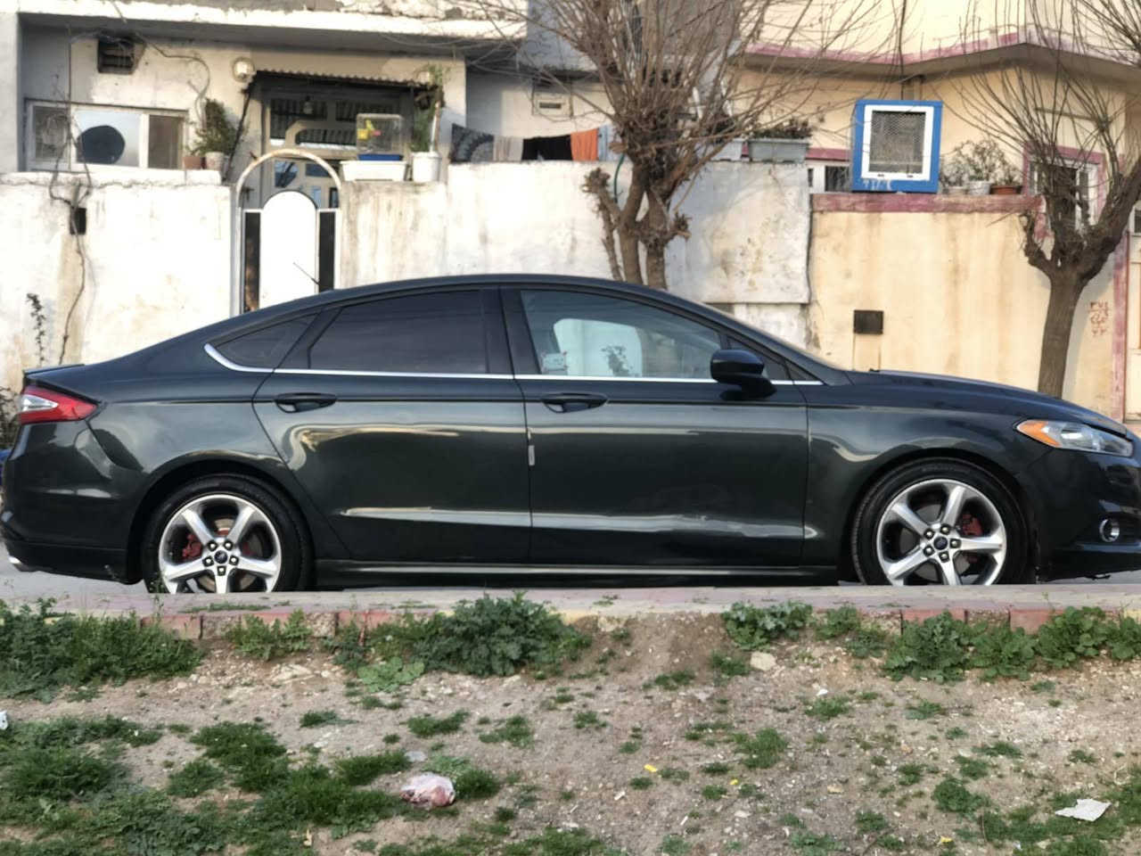 فیوژن ٢٠١٦ 
مەکینە ٢.٥ مەرغوب 
بێبۆیاخ، زۆر جوان و تازە ماوەتەوە
گێڕ و مەکینە و هەمووگیان بەشەرت 
سەنەوی نوێیە
هایدرۆلیک ڕۆنی مەکینە بانصی نوێیە
***********
شاشە گەورە، مەکینە گەورە ٢.٥،برێک بەسمە، باڵی سندوق، کامێرا، زینۆن، ٤ جام ئۆتۆ، لایت ئۆتۆ، ویلی ١٨ و زۆۆر مواسەفاتی تر
نرخ $115 السليمانية, العراق
