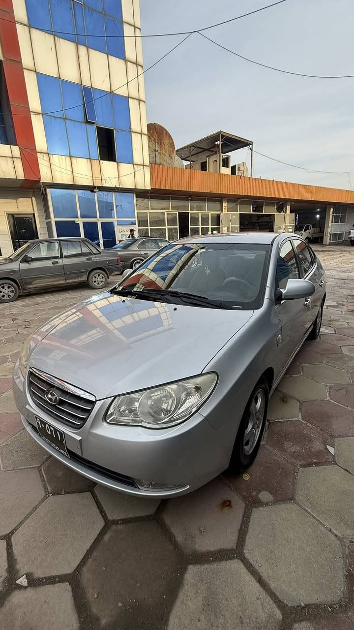 ئاڤانتی ٢٠٠٨ 
دەکشن بەرز
تەبرید لەمس  
٤ تایەی لۆک 
برێکی بەستراوە 
کامل جایزە
٤٥ گەڵا و معامەلەیە برایانە 
لە سلێمانیم
***********
