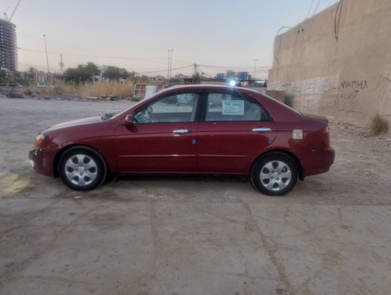 السلام عليكم سبكترا. وارد امريكي.حجم المكينه 2000 موديل 2005رقم بغداد جديد هزه جديدة و سنويه مجدده قبل 15يوم تخم تاير جديد صدر امامي خلفي مكينه لا بخار ولا تنقيص جامه جديده قبل 15بدلته باتري اليوم شديت مابيه اي نقص فقط التبريد عاطل و بسمي السيارة السعر65وبيها مجال العنوان بغداد العامريه ***********
