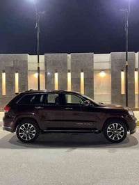 جيب موديل 2014 سومات فول موصفات بيه صبغ عام بدون شواصي بدون دواخل مكين...