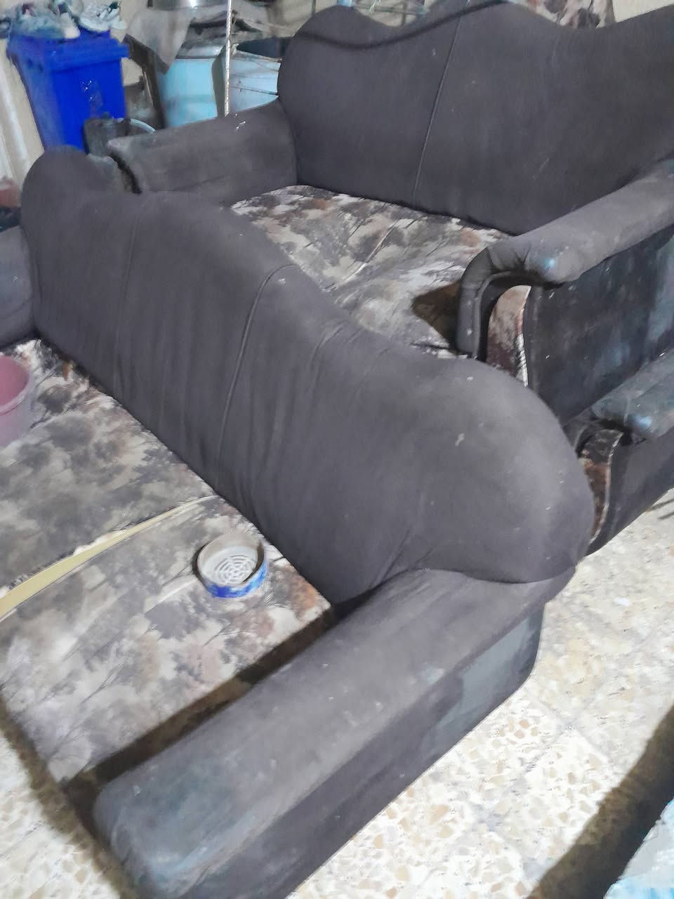 السلام عليكم..تخم ١٠ مقاعد محتاج تصليح المقعد رايده ٦٠ الف..الجمعية.بجانب الجامع


**إذا كنت صاحب هذا الإعلان وتريد حذفه لأي سبب، رجاءا أرسل رسالة إلى الدعم الفني**