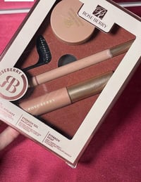 روز بيري • طقم حواجب • بابل