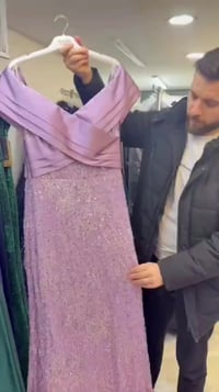 فساتين سهرة • ٣٠٠ قطعة • قماش تقيل