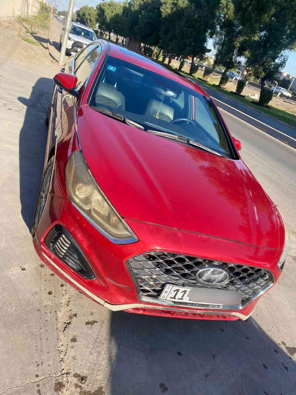 السلام عليكم
للبيع فقط بدون مراوس 
سوناتا وارد امريكي موديل sport   2018 
كلين بدون حادث 
فقط دعاميه اماميه صبغ 
و طاك ايرباك البردة جهة السايق 
بدون شاصي بدون لغود 
رقم بغداد بإسمي التحويل مباشر
محرك 2400 GDI 
ويل كب و الويل حجم 18 
السيارة ماشية 72 الف 
المواصفات :  
بصمة تشغيل 
فول تحكمات بالستيرن 
مثلت سرعة 
حساس الاطارات 
شاشة ابل كاربلي
تدفئة و تبريد بيانو
صندوك ذكي يفتح عند الاقتراب 
بصمة بالابواب الامامية
بصمة فتح الصندوك
اشاير بالمري الجانبية
كشنات جلد
كشنات اماميه تدفئه 
كرسي السائق كهرباء
فتحة سقف  
ثلاثة انظمة قيادة 
comfort
sport 
echo 
منفذ AUX
مانع انزلاق ABS 
دبل كزوز
ستيرن حرف D السبورت
يدات ابواب نيكل
سنتر لوك للتحكم بالمري الجانبية و قفل الابواب و قفل الجامات للاطفال
الجامات الامامية تنزيل و تصعيد اوتو
منافذ شحن USP 
منفذ شحن USP للكشنات الخلفية 
الهاند بريك يم الرجل 
نقطة عمياء
حساسات جانبية ويه الاشارة 
حساسات بالكاميرا الخلفية 
كاميرا خلفية دوارة


**إذا كنت صاحب هذا الإعلان وتريد حذفه لأي سبب، رجاءا أرسل رسالة إلى الدعم الفني**