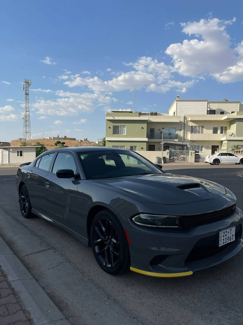 للبيع دوج جارجر GT موديل 2023
• اللون: سمنتي�• وارد أمريكي�• الممشى: 69 ألف كم�• بدون صبغ�• تعديل BDR�• سيارة نظيفة جداً واستخدام شخصي�• المحرك والكير والشاصي شرط�• الفحص مفتوح للجادين بالشراء
• رقم السيارة اربيل وبأسمي التحويل بأي وقت وموقعها اربيل 
للمعاينة والاستفسار التواصل على الخاص او على الرقم ***********
