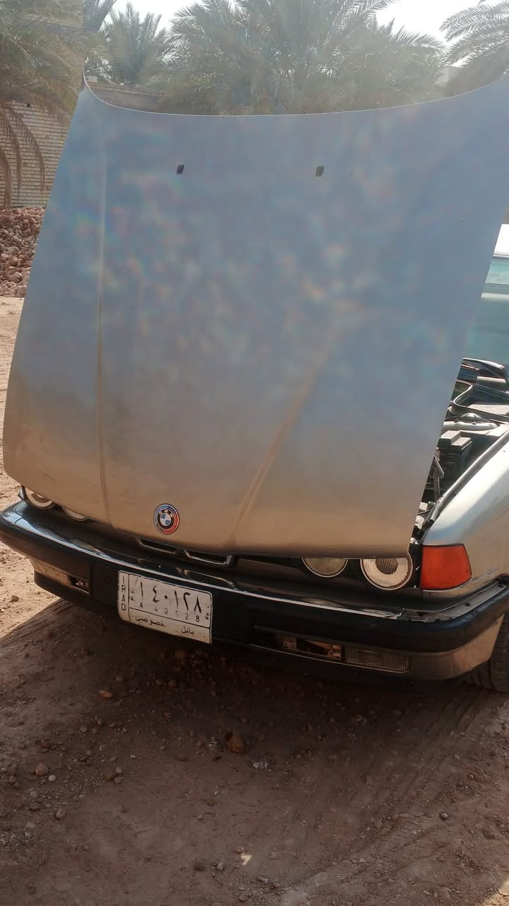 السلام عليكم BMW735 للبيع دبل جكمجه سلايت شغال مكينه لاتنقيص ولا بخار حداديه كدام وره جدد كير اوتو رقم بابل  سنويه لل28 /مكان كربلاءستفساري التفاصيل اتصال***********
