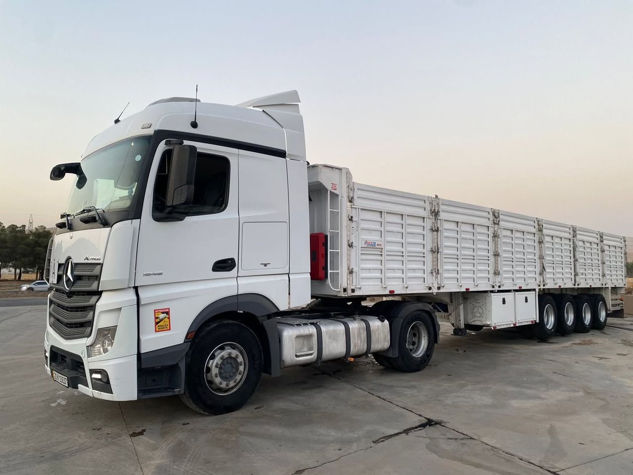 موديل 2015
حجم 1845
مواصفات تبريد ثلاجه كاميره حساس جامبو 
عربانه تريله عراق 
سعر 450 $ بيه مجال 
معرض حجي رمضان اربيل كلك 
***********
***********
