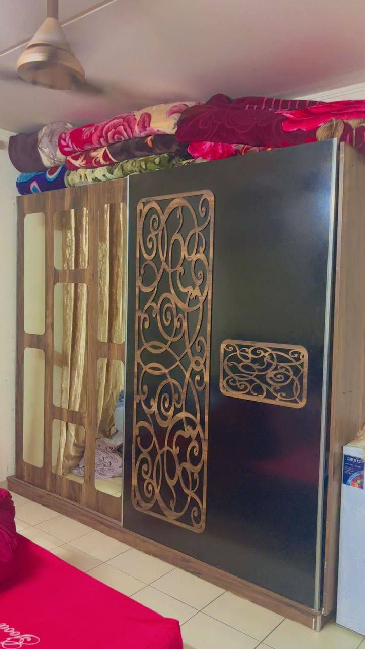 سلام عليكم غرفه تركيه للبيع السعر 350 وثلاجه 
جديده السعر 75
تواصل ***********
