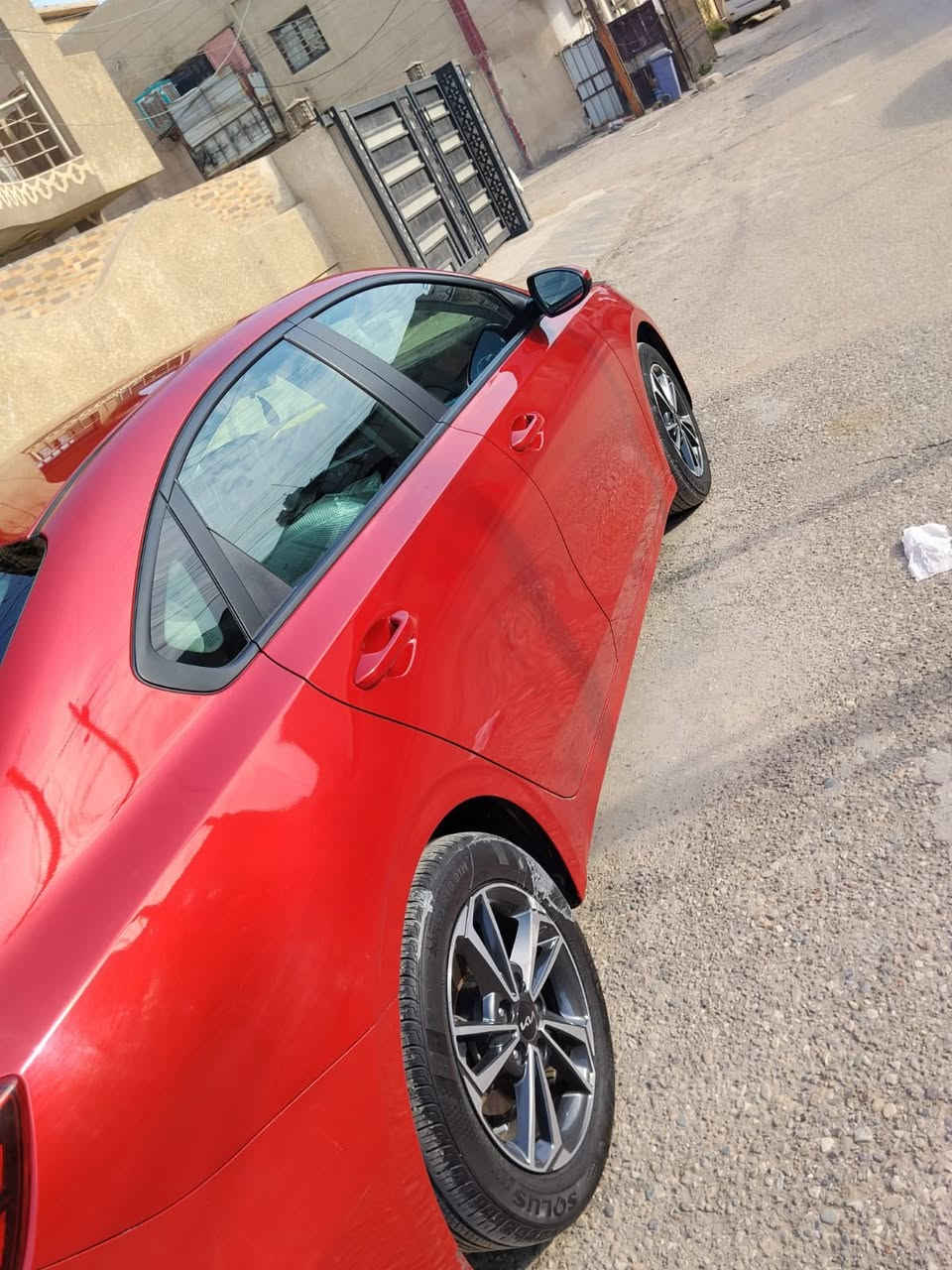 سلام عليكم
كيا فورتي 2024 وارد امريكي

مكينه 2000 دوش

سياره حادثها موضح بل صور حادثها سرقه باب وجاملغ ولجاملغ راجع نفسه 

مكفوله من صبغ ليبل واحد بدون ايرباك بدون دواخل سياره دخول جديد

ماشيه 13 الف مكينه وكير وصدرً وتبريد عله وضع الشركه

رقم بغداد مشروع وطني بسمي 

 المكان بغداد الدوره او شارع فلسطين 

ملاحضه لسياره جديده امدوشمه حراري الكشنات وين ما يعجبك افحصها 

***********
