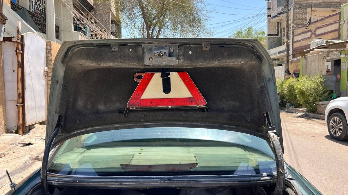 مرسيدس c200
موديل 1995 
محرك و كير بطه 2500 
تخم تاير جديد 
بطارية جديد 
صبغ جماليه عام 
سياره لا تصرف و لا تنقيص 
سياره تبريد شغال نقص راديتة و غاز 
سياره بسمي تحويل مباشر مشروع وطني تحويل اي مكان 
تنتهي سنوية 2027
بغداد زعفرانيه

***********

سعر 50
