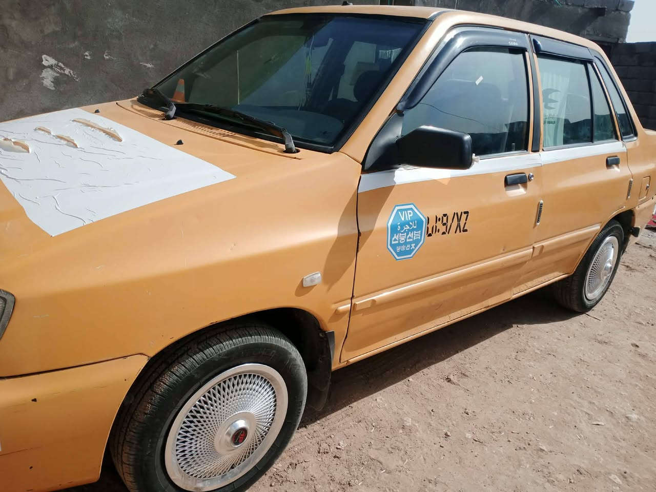 سلام عليكم للبيع موديل 11 رقم جديد سعر 22 مراوس عنوان ناصريه مركز سياره حلوه ***********
