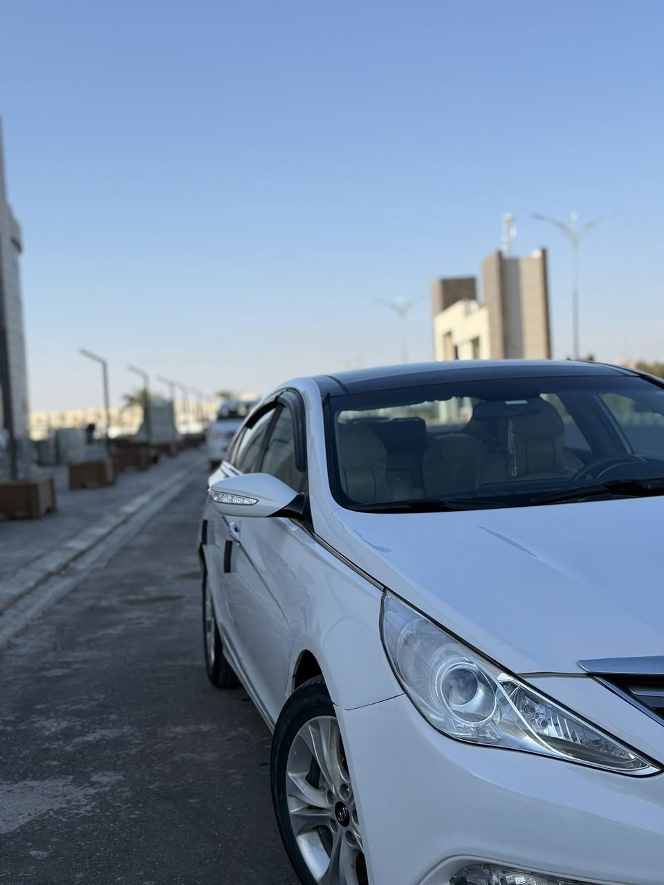 السلام عليكم…
للبيع بسعر مناسب جدآ. 120 $اعتذر عن 
القساط والوعده
سوناتا 2011خليجي (وكالة)فول 1/1
لون ابيضّ رقم سليمانيه شرط التحويل 
سيارة بيها قطعه صبغ باب السايق فقط 
السياره جاهزه من كلشي بدون أي نقص 
محرك 4سلندر 2400دوش مكينا ما مفتوحه 
العنوان /صلاح الدين /تكريت /الديوم 
السعر 120$اعتذر عن القساط والوعده….
للاستفسار ***********
