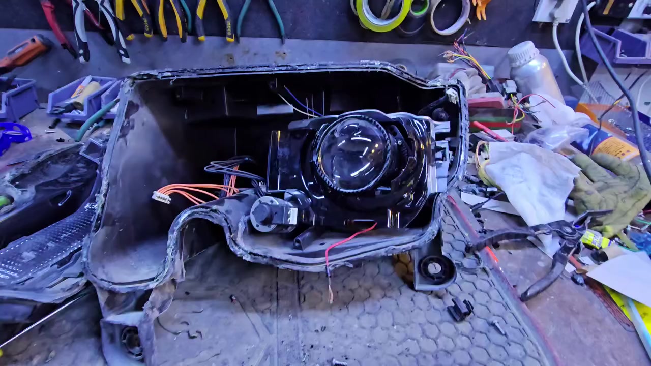 السلام عليكم👋
للتواصل *********** بغداد العامرية نهاية شارع المضيف
  من اعمالي المميزة والانيقة🎖🏅🥇
-------------------------------
اعادة ضبط مازدات جيب موديل ١٨ اتمنى يعجبكم🌹
