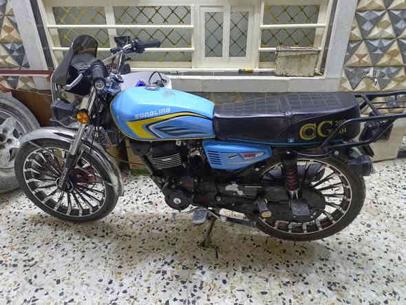 السلام عليكم موديل 26 ضاغطة CBF وسنجيل بدون رجه مكفولة كفاله عامه اي نقص مابيها ماشيه 4 الاف حقيقي ب875 الشراي يجي خاص ويدلل العنوان بغداد بل نتصار مقابيل المرور مال حسينيه وهاذا رقمي بي واتساب *********** ملاحضه الدراجه وصخه ما مغسوله بارده مابي حيل اغسلها 🤣🤣
