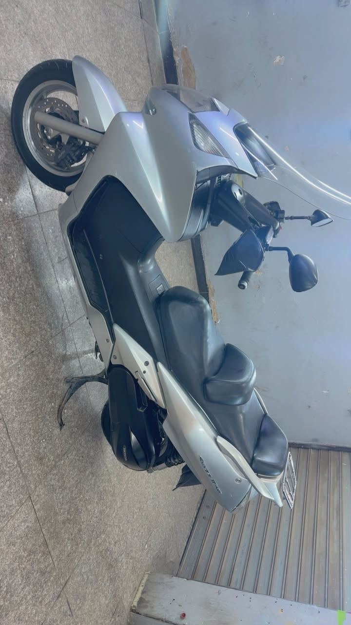 دراجه سلفر ونج 2004
مكينه 600مكفوله 
السعر 17
رقم *********** وتساب
