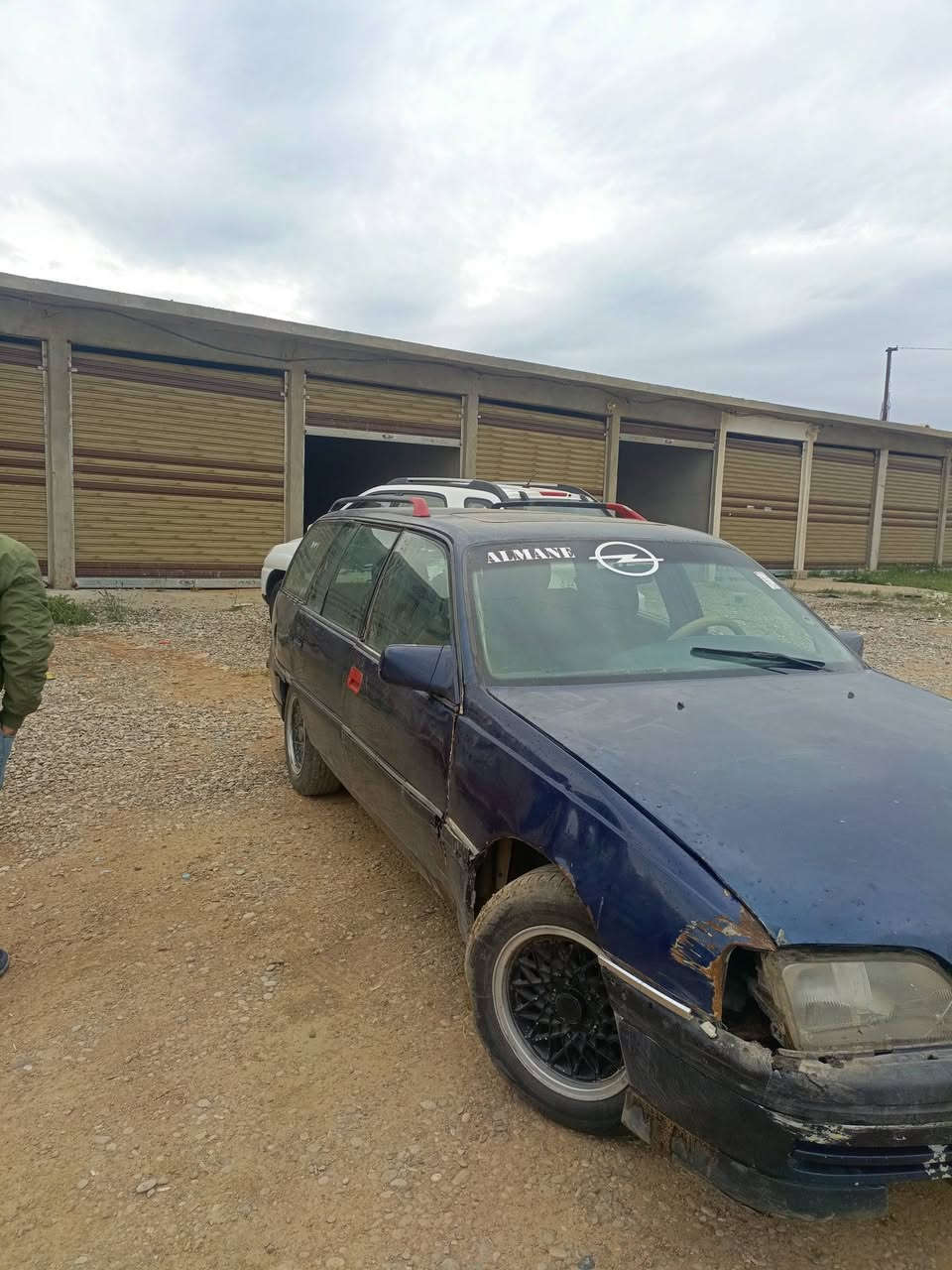 سلام عليكم اوميكة مشروع وطني اتريد وكلة اتريد تحويل محرك جديد صار يومين من شديتة مال حوية كير شرط السعر 20وبيه مجال وترهم مروس ابكديت فكترة نضيفة حتة اض فحص خرمات امصفرة سنوية نفضة بل 2023// مكاني الحويجه ***********
