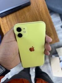 سلام عليك إيفون 11 عادي للبيع مبدل شاشه اصليه من شركه ابل كذالك لبطاري...